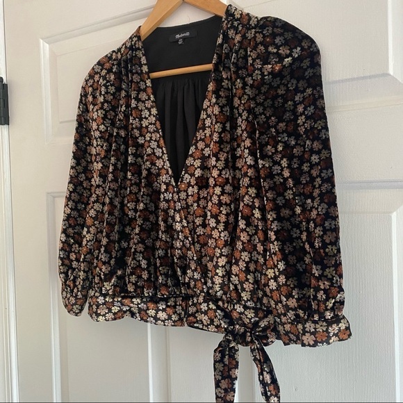 Madewell Velvet Wrap Top in Petite Blooms - Picture 8 of 11